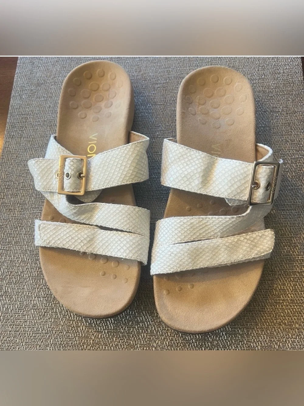 Vionic sandals‎